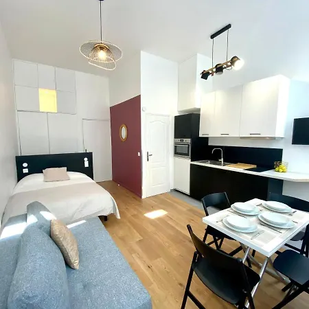 Studio Aboukir 2-2